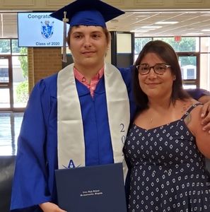 Meet your Posher, Denise